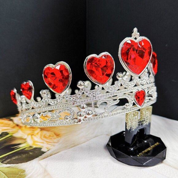 Queen of Heart Crown, Love Crown, Valentine Crown, Silver Crown, Wedding Crown